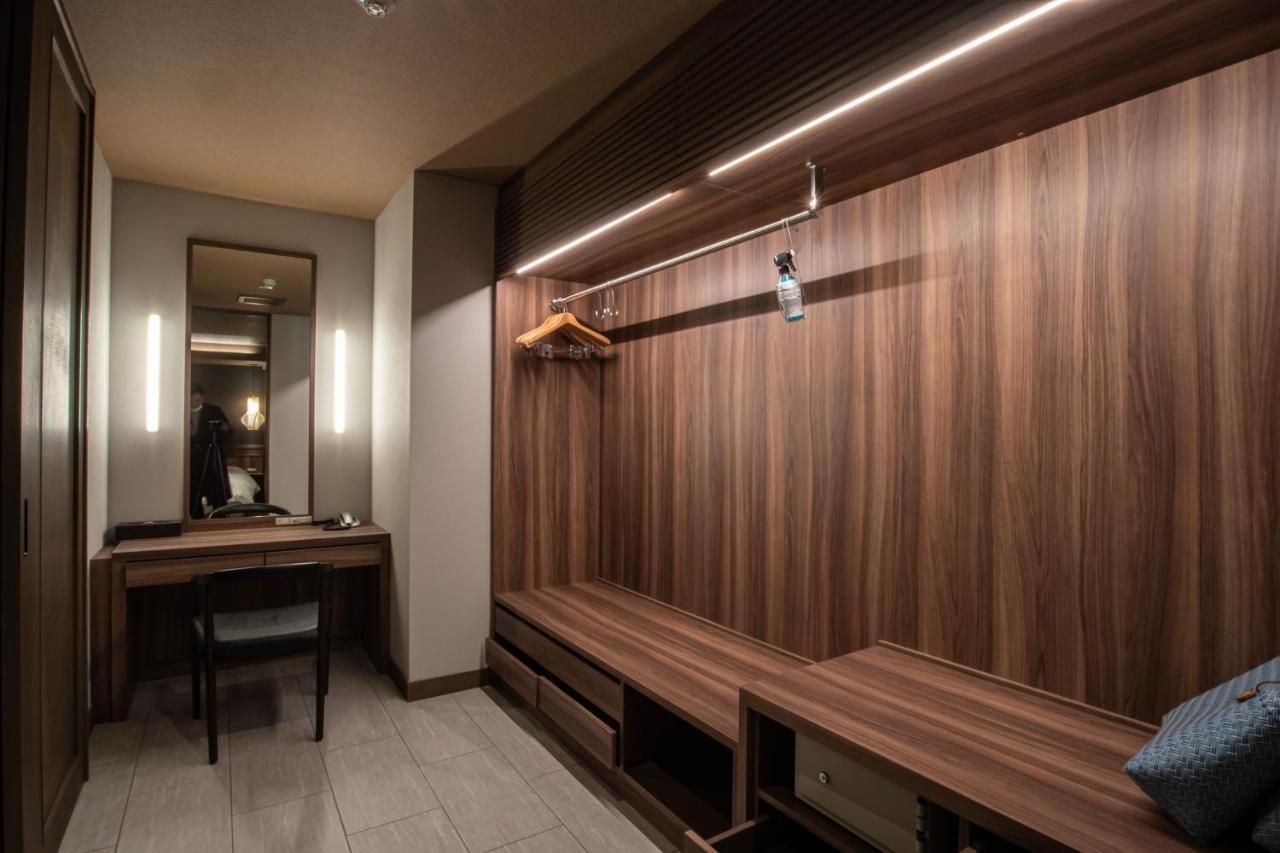 Amane Resort Seikai Beppu Bagian luar foto A locker room at a hotel