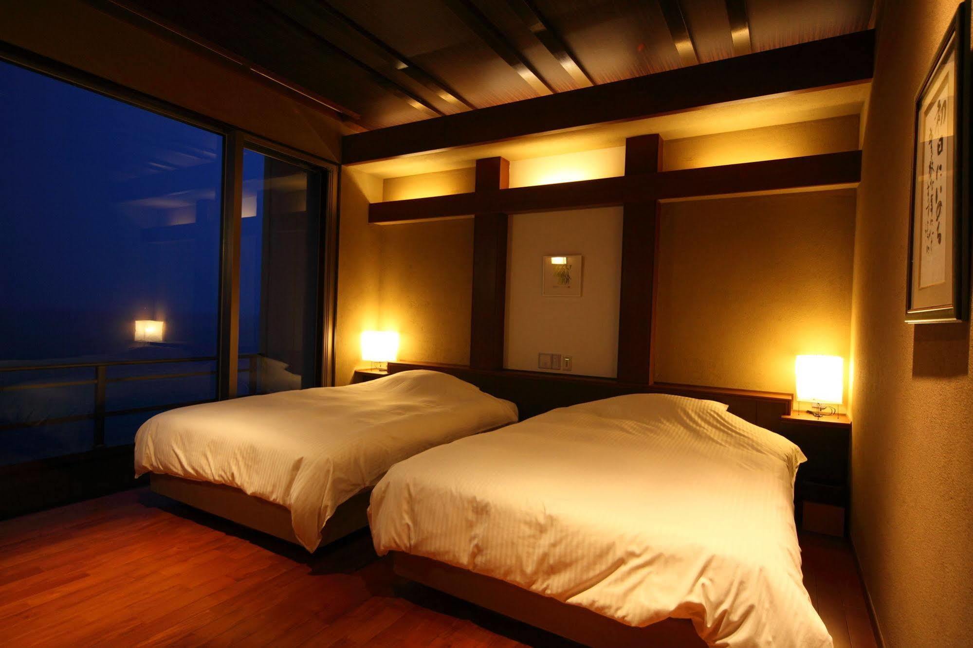 Amane Resort Seikai Beppu Bagian luar foto A room at the hotel