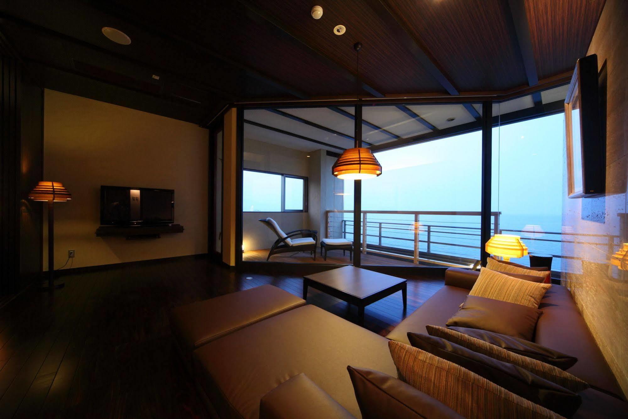 Amane Resort Seikai Beppu Bagian luar foto A room at the hotel